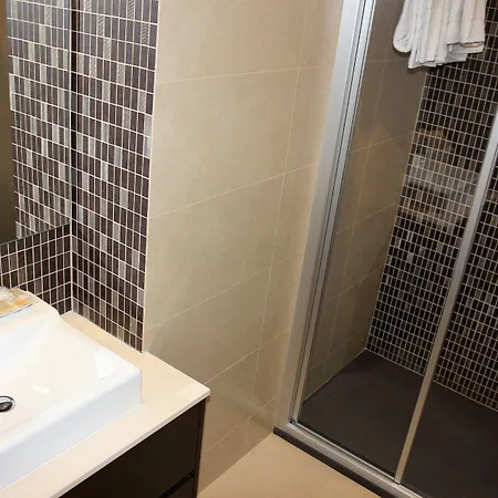 Turisticos Da 4* נאזרה