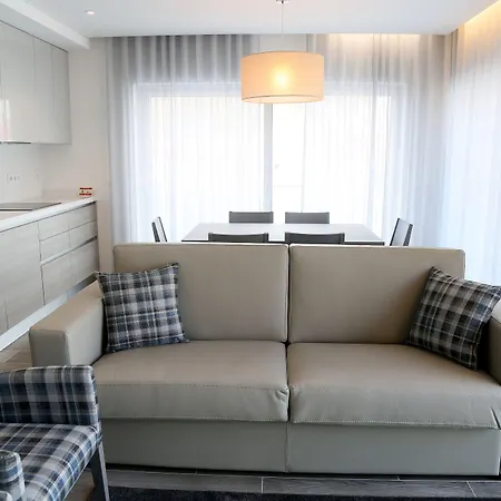 Turisticos Da 4* נאזרה