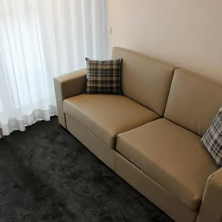 מלון דירות Turisticos Da נאזרה