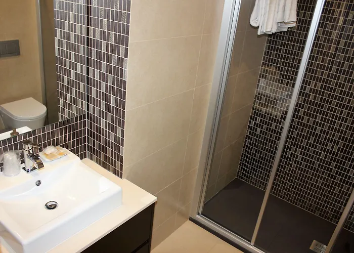 Turisticos Da 4* נאזרה