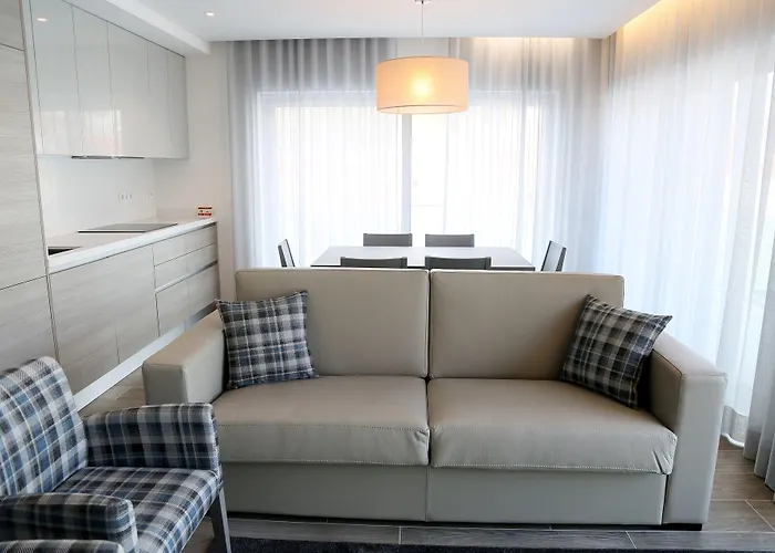 Turisticos Da 4* 纳扎雷