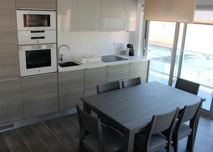 מלון דירות Turisticos Da נאזרה